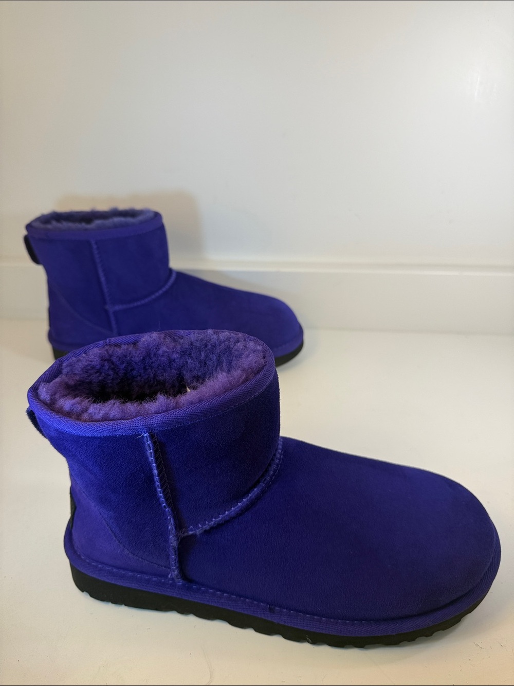 UGG Purple Classic Mini II Shearling Boots - Size 8 - Picture 2 of 8